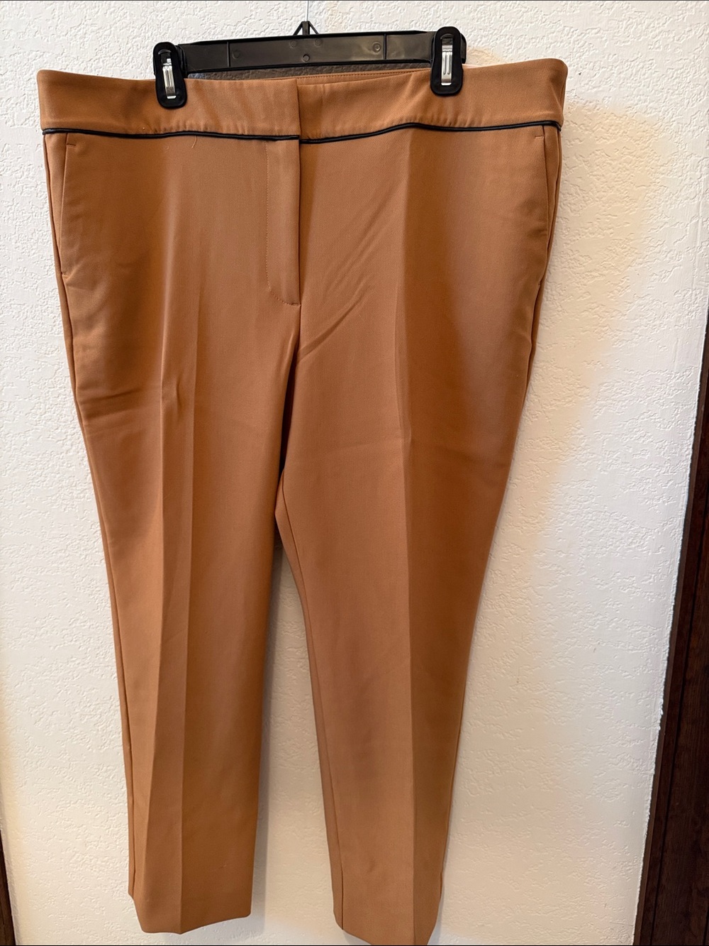Ann Taylor Factory Women’s Tailored Dress Pants in Camel with Contrast Trim
